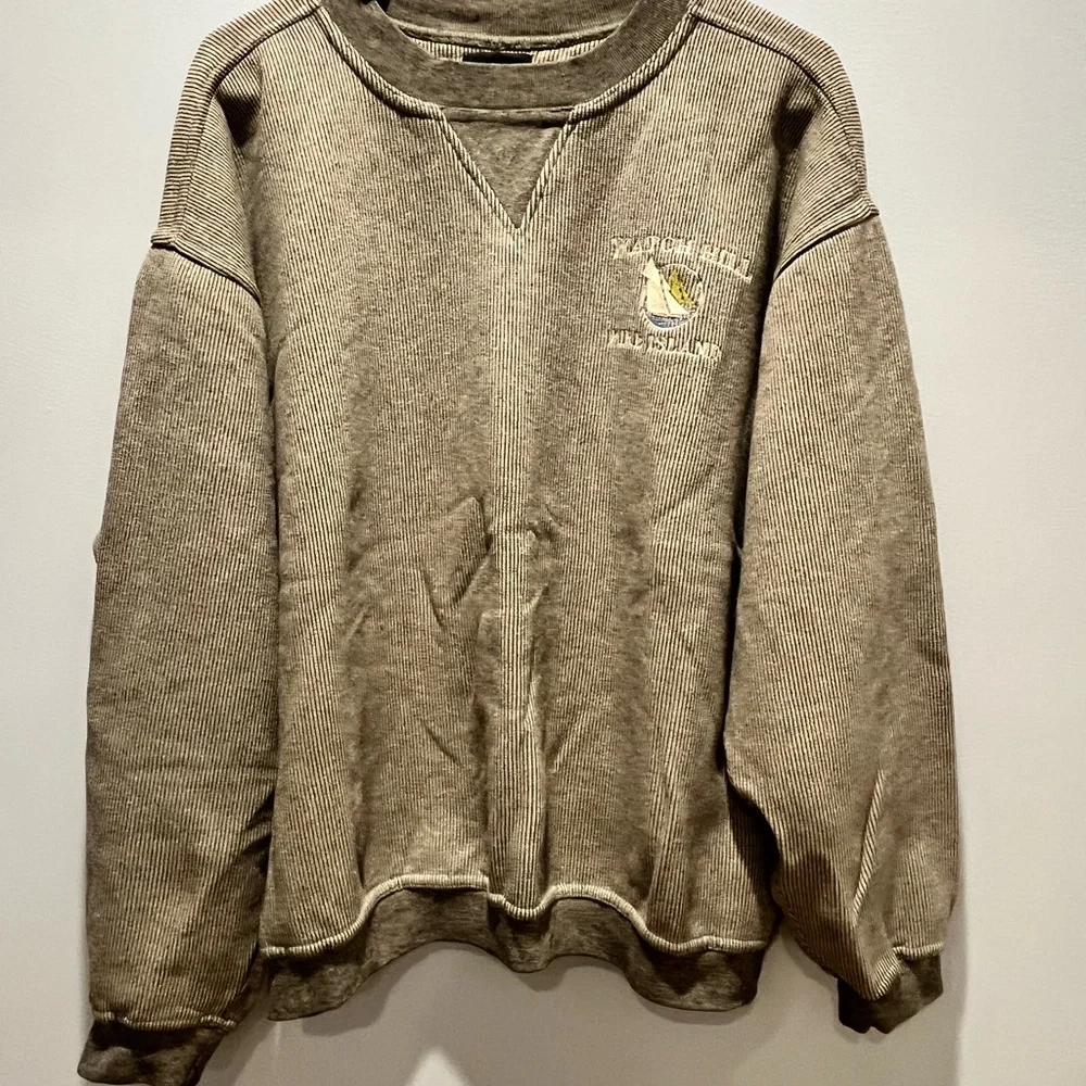 Copa Banana Large‎ Watch Hill FIRE ISLAND Khaki-Tan sweater